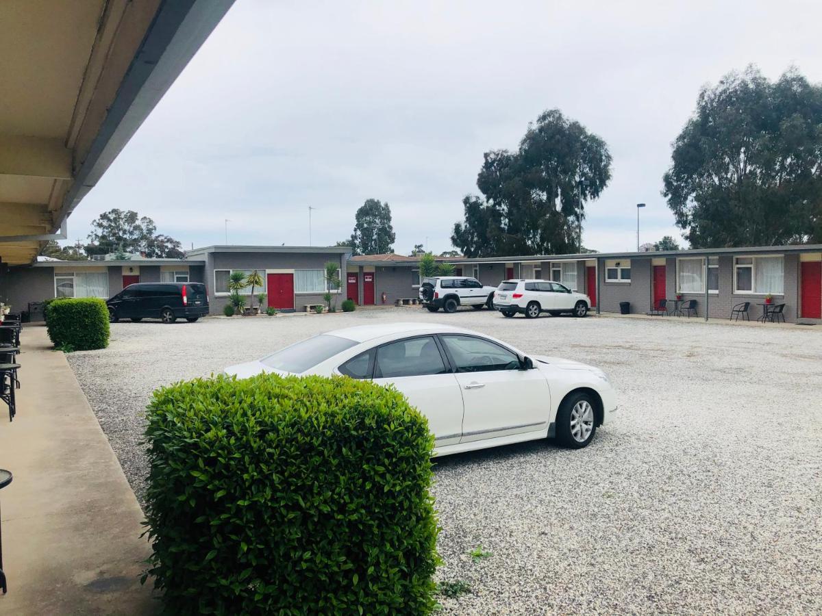 Horsham Motel Экстерьер фото